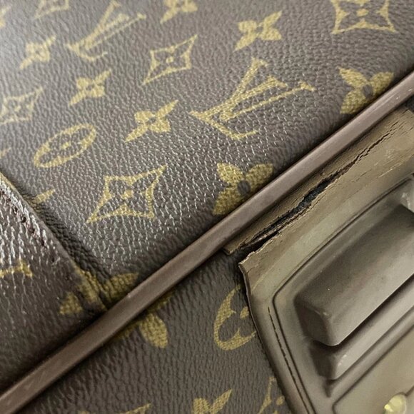 LOUIS VUITTON Pegase 60 (Old model) Monogram Suitcase 914-042125 - Picture 9 of 14